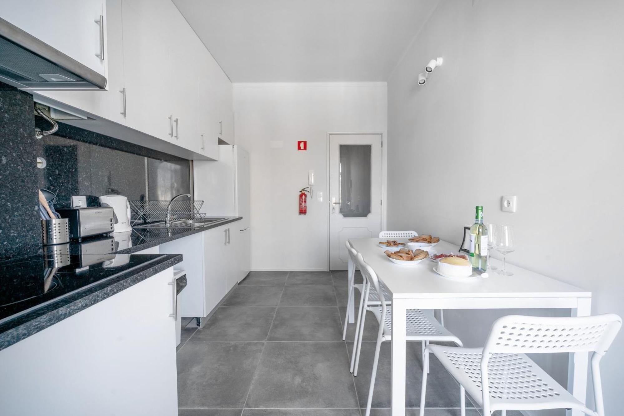 Elísio de Moura - T5 ideal para familias - Braga Bagian luar foto